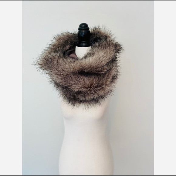 ASOS Accessories - ASOS Faux fur infinity scarf women’s